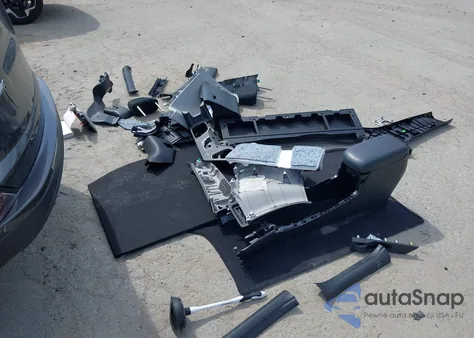 2018 Toyota Rav4 Le from USA, damaged, VIN 2T3BFREV4JW850856